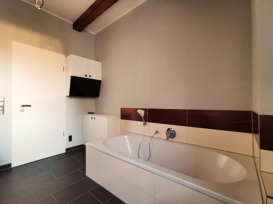 Komfortables Apartment Im Zentrum Erfurts Zewnętrze zdjęcie